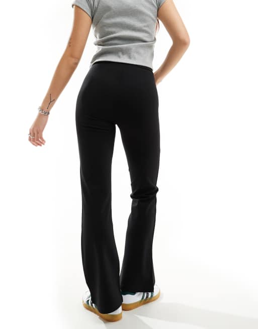 JDY - Flare-broek met hoge taille in zwart, 2 van 5