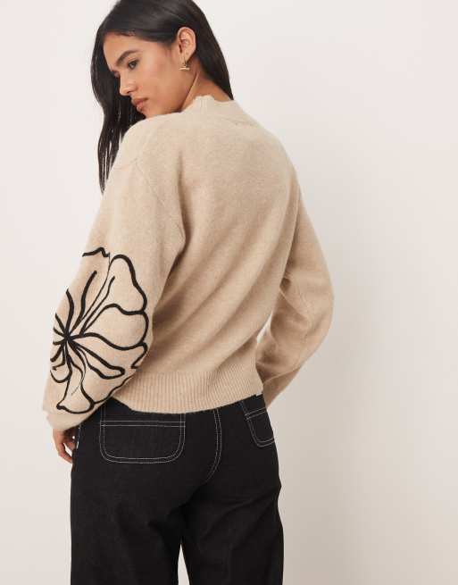 JDY floral stitch detail sweater in beige, 3 of 4