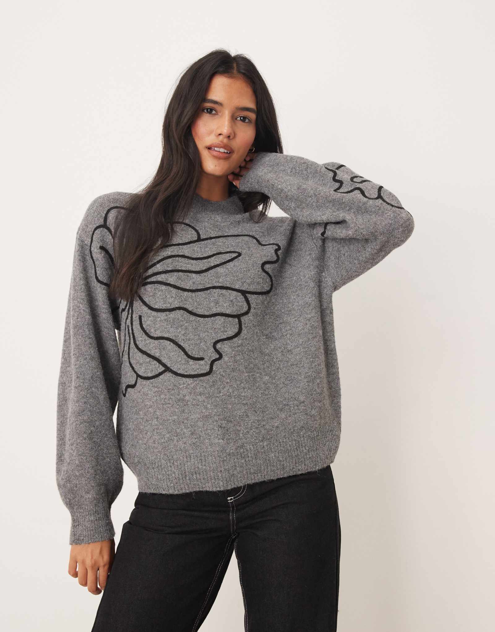 Свитер с цветочной вышивкой JDY темно-серого цвета