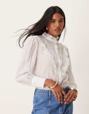 JDY front detail shirt in white