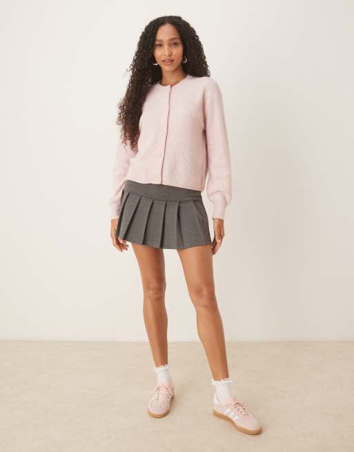 JDY – Gerippte Strickjacke in Hellrosa mit Perlenknöpfen, 4 von 4