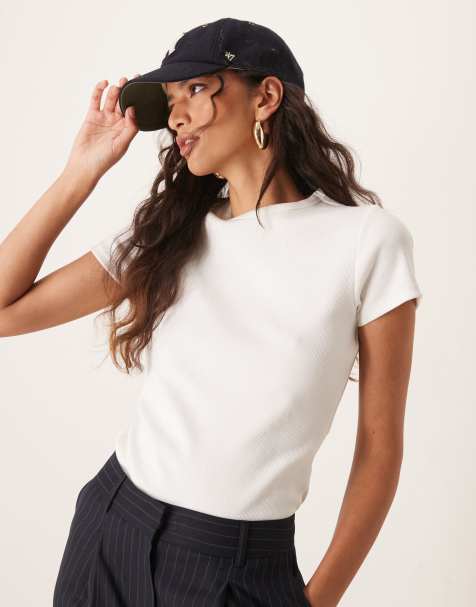 JDY – Geripptes T-Shirt in Weiß - view 1