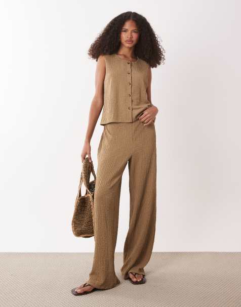 JDY - Getailleerde co-ord set van broek en gilet met textuur in lichtbruin - view 1