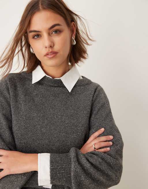 JDY – Glitzer-Pullover in Dunkelgrau mit U-Boot-Ausschnitt ASOS