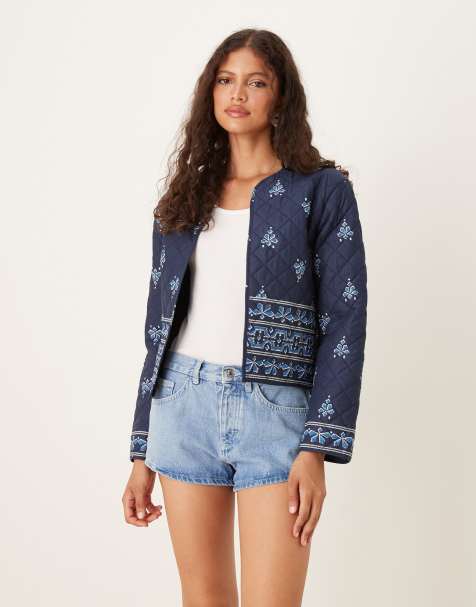 JDY quilted lightweight jacket in navy blue print