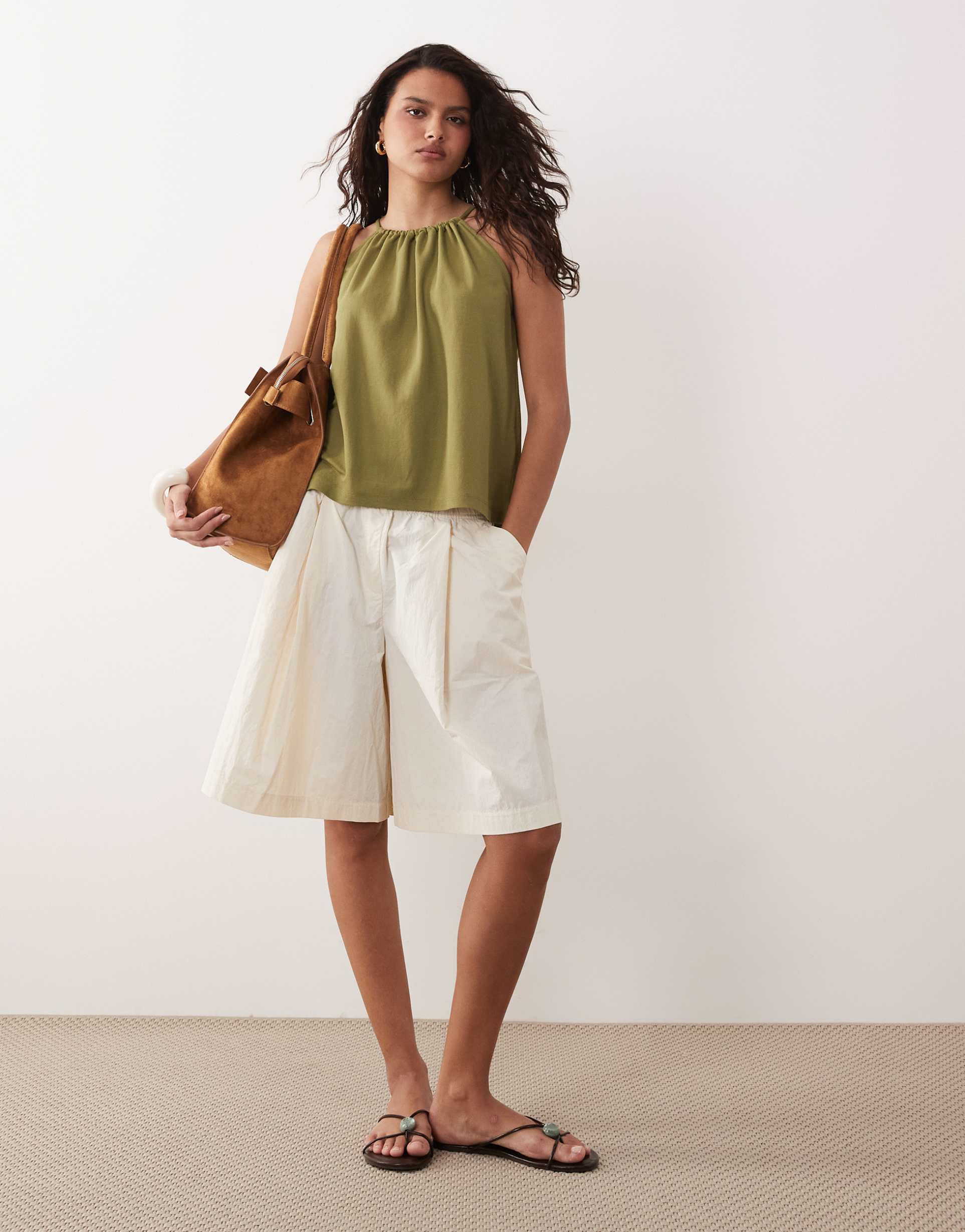 jdy halterneck top in green