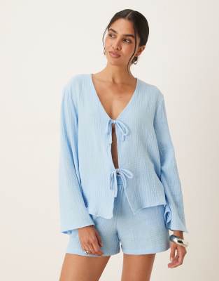 JDY – Hemdbluse aus Musselinstoff in Puderblau mit Schnürung vorn, Kombiteil - view 1