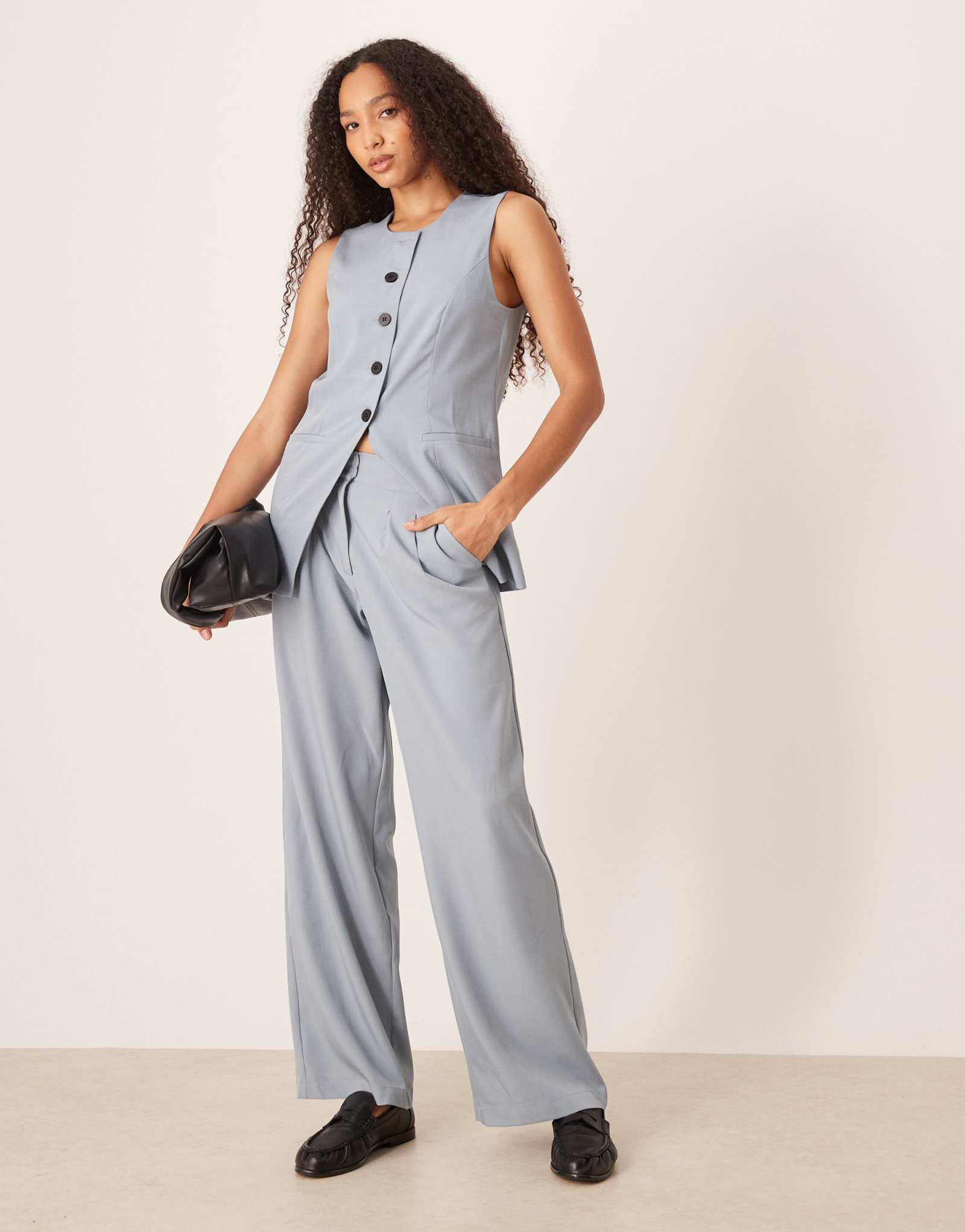 Широкие плиссированные брюки JDY с высокой талией пыльно-синего цвета - часть комплекта