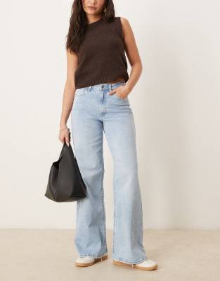 high waist wide leg jeans in light blue