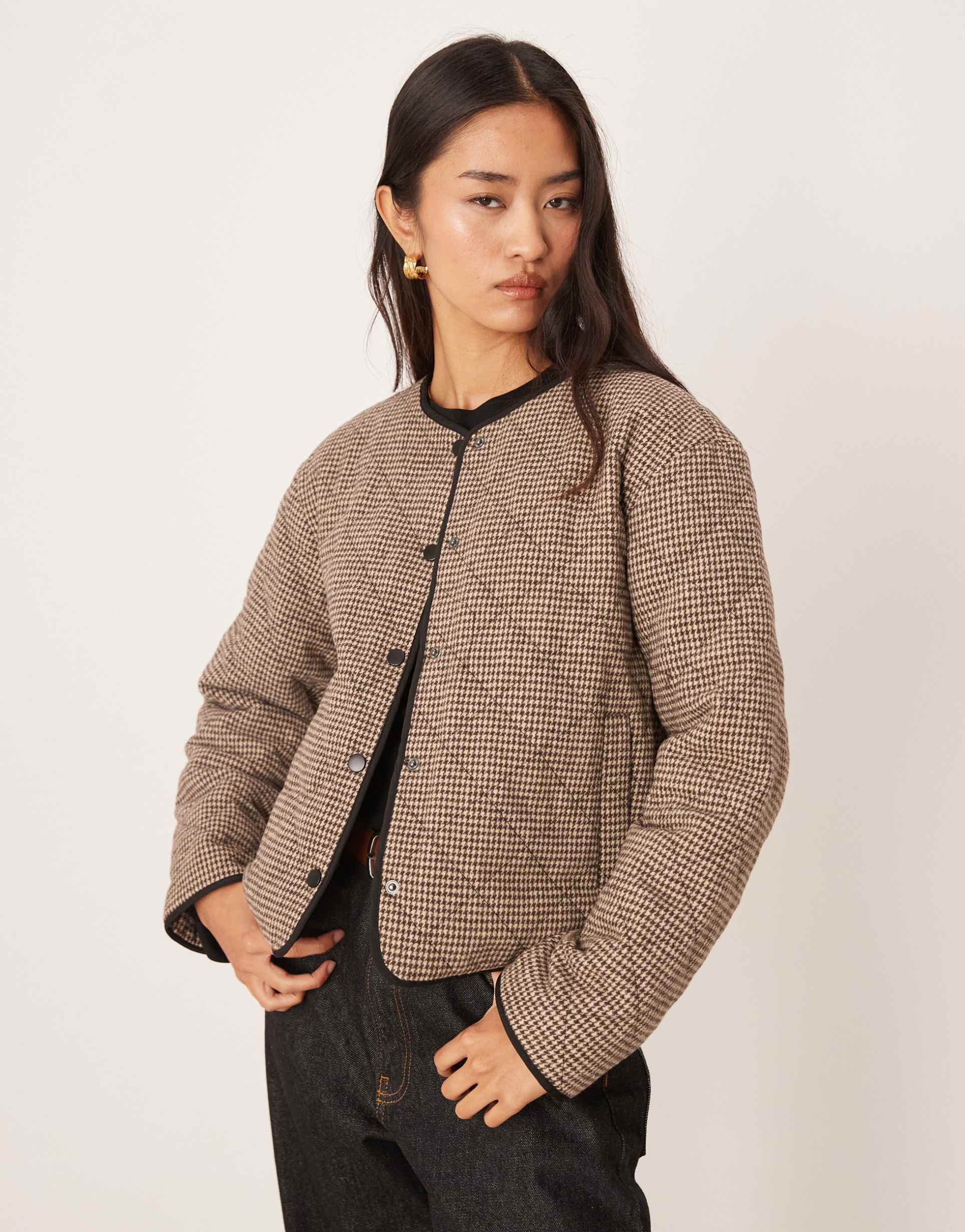 jdy houndstooth padded jacket in brown