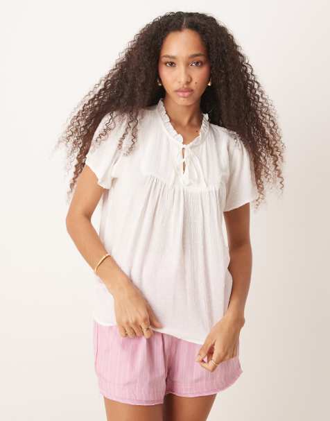 JDY - Hvid broderet bluse med bindedetalje - view 1