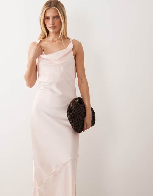 JDY – Jasnoróżowa satynowa sukienka maxi z drapowanym dekoltem, 2 z 4