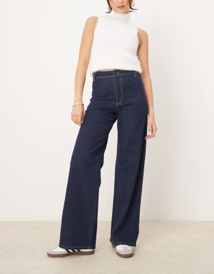 JDY - Jeans in Dunkelblau mit weitem Schnitt und hohem Bund