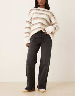 JDY - Jeans in Dunkelgrau mit weitem Schnitt und hohem Bund