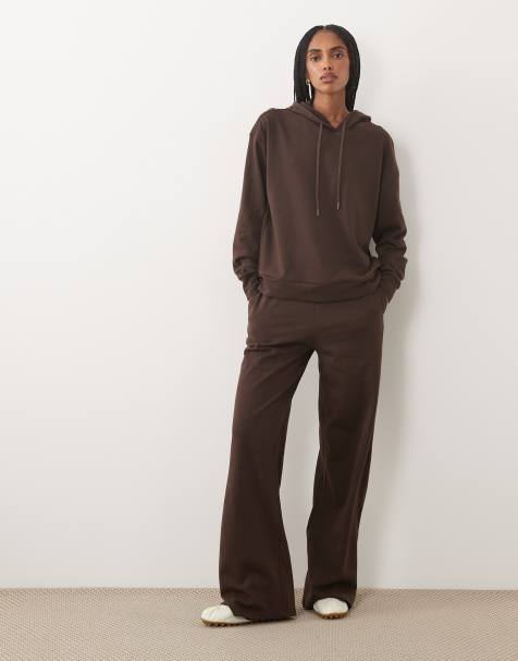 JDY – Jersey-Set in Braun mit Kapuzenpullover aus Sweatstoff und Sweat-Jogginghose mit weitem Bein - view 1