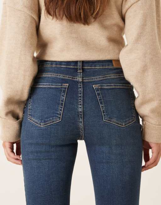JDY Kathy flared jeans in dark blue , 5 of 5