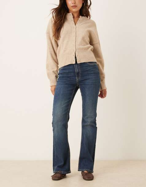 JDY – Kathy – Mörkblå jeans med utsvängd design - view 1