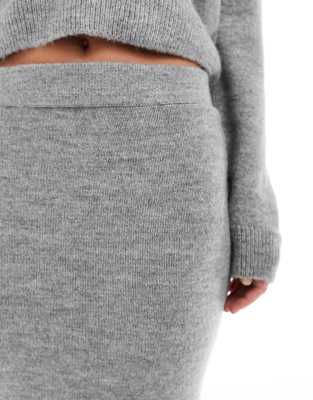 Thumbnail 3 of 5
