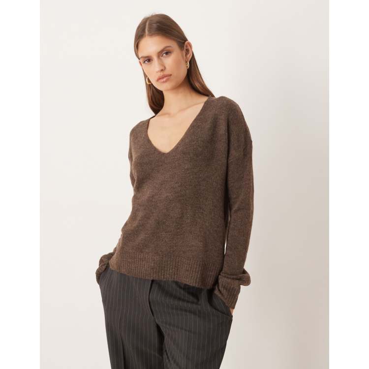 JDY knitted v neck sweater in brown melange | ASOS