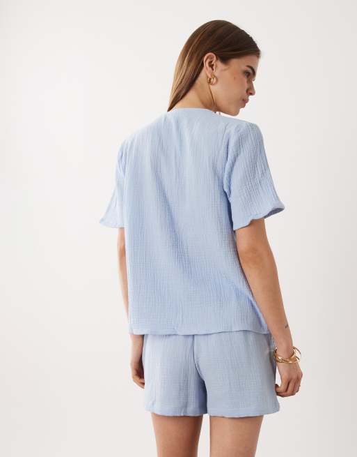 JDY – Kurzärmlige Hemdbluse aus Musselinstoff in Hellblau mit Schnürung vorn, Kombiteil, 4 von 4