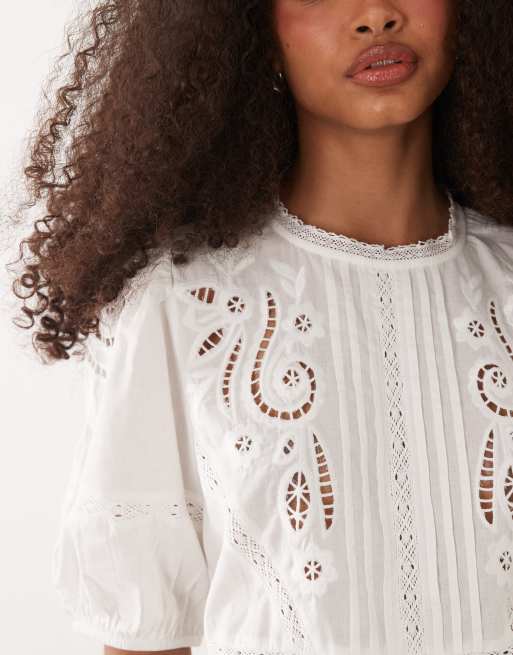 JDY lace details short sleeve blouse in white, 3 of 4