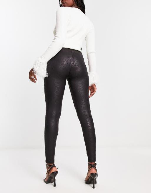 JDY - Legging met slangenleerprint in reliëf in zwart, 2 van 4
