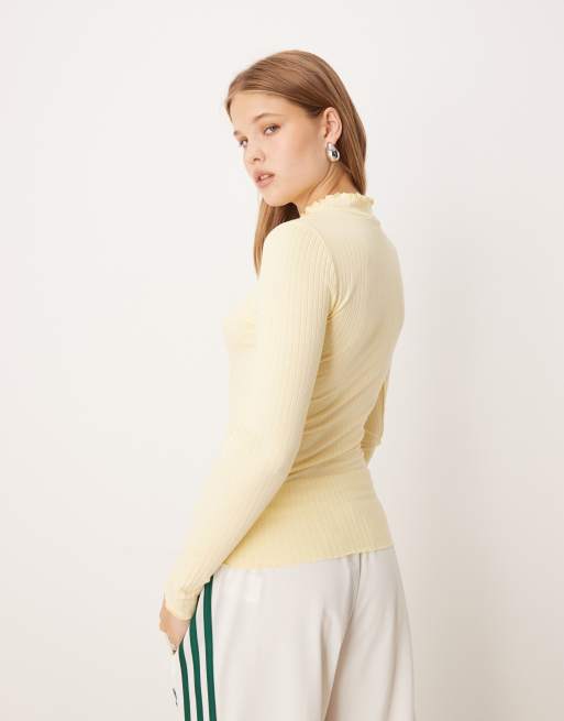 JDY lettuce edge long sleeve top in buttermilk , 4 of 4