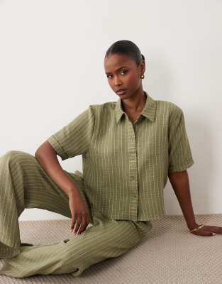 Jdy Lightweight Striped Boxy Shirt In Green