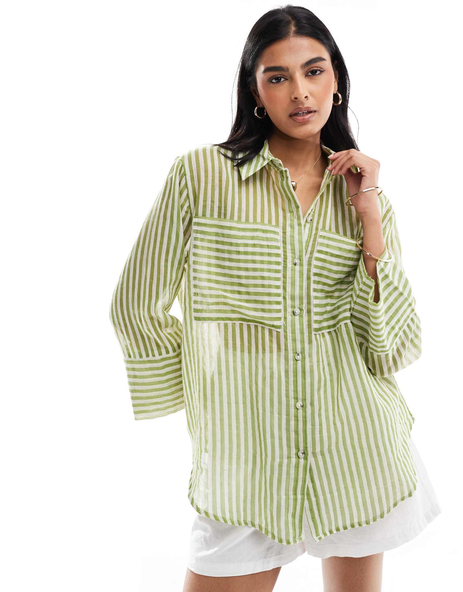 Рубашка JDY с длинным рукавом свободного кроя в оливковую и бежевую полоску 8290₽