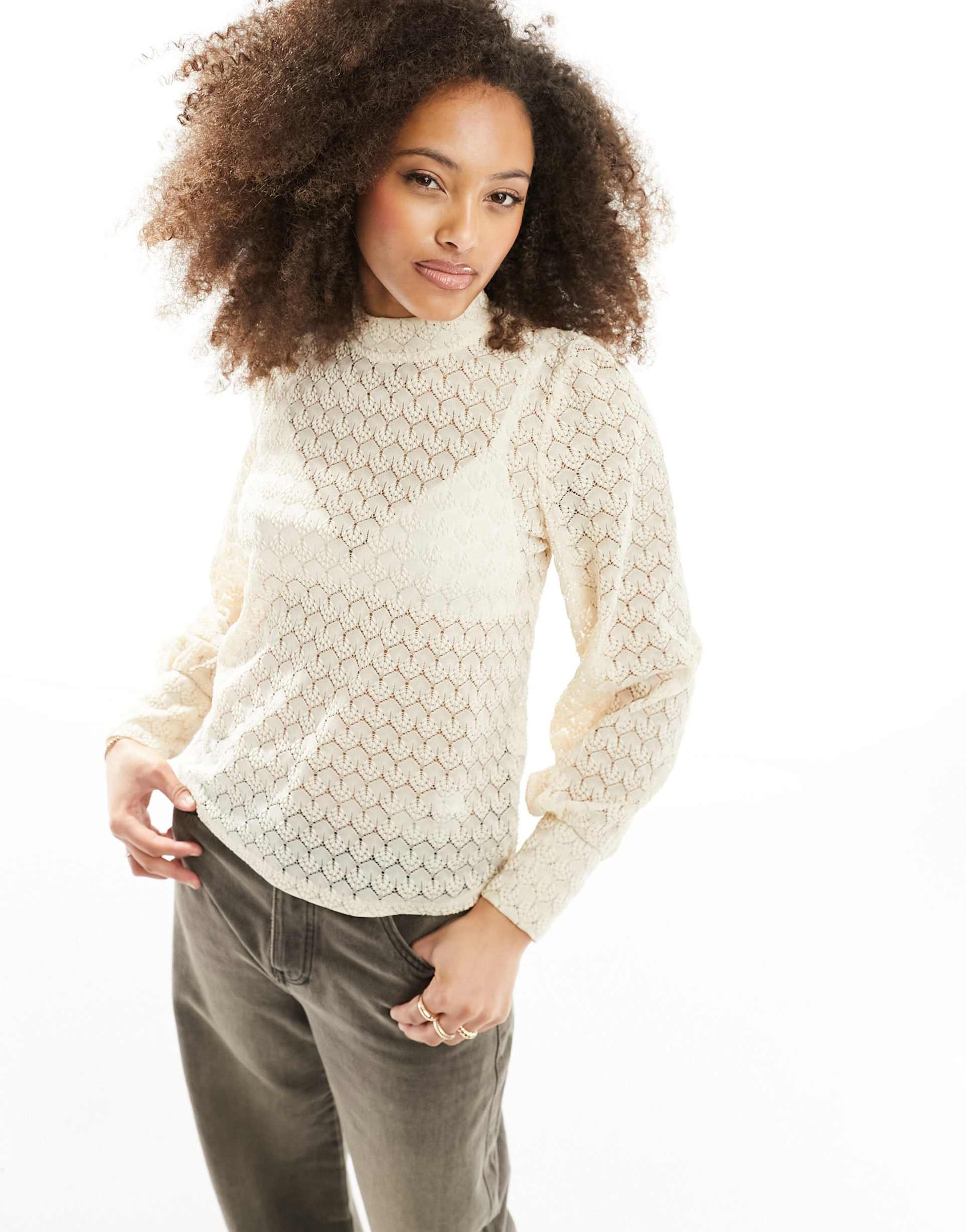 jdy long sleeve lace top in sandshell