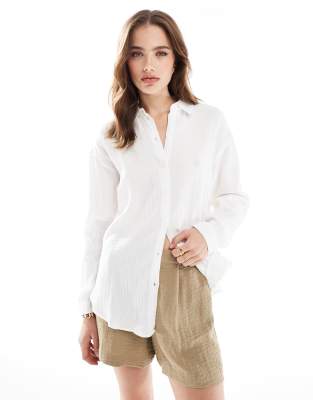 long sleeve loose shirt in white