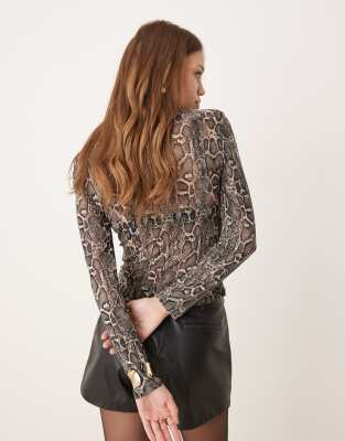 Mesh Vintage Snake Print Top | chrissynx