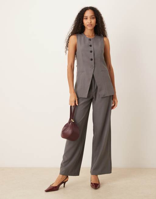 JDY longline button through waistcoat co-ord in grey, 2 of 4