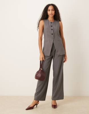 Jdy Longline Button Up Vest In Gray