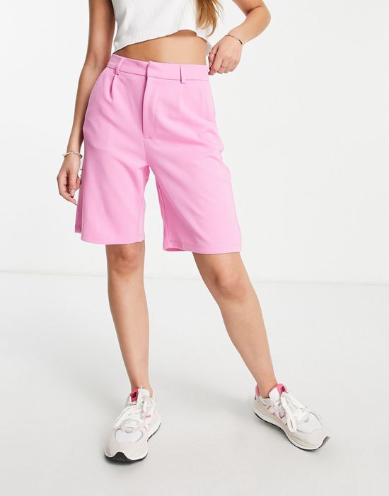 https://images.asos-media.com/products/jdy-longline-tailored-city-shorts-in-pink/202727343-1-pink?$n_550w$&wid=550&fit=constrain