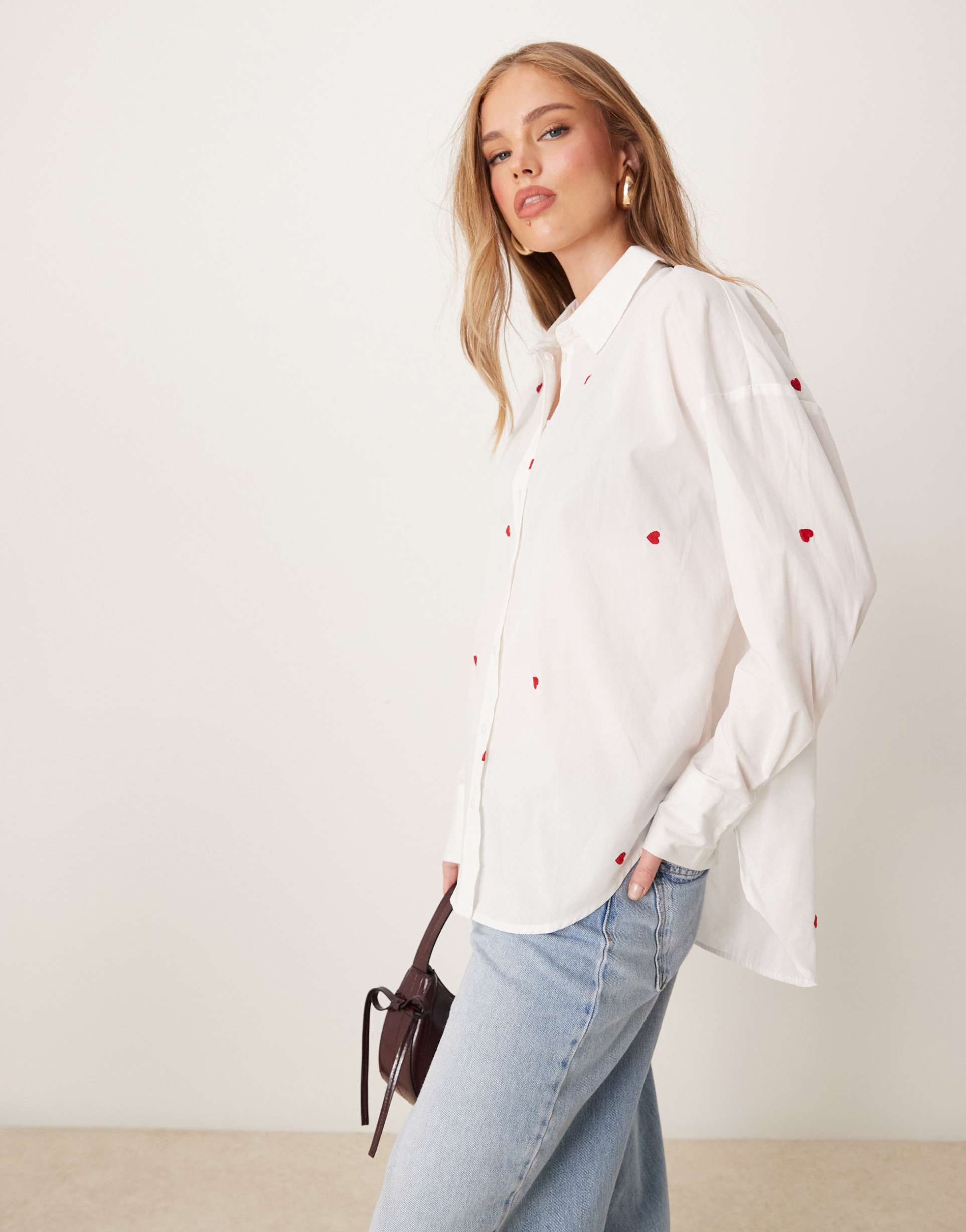jdy loose fit shirt with heart embroidery in white