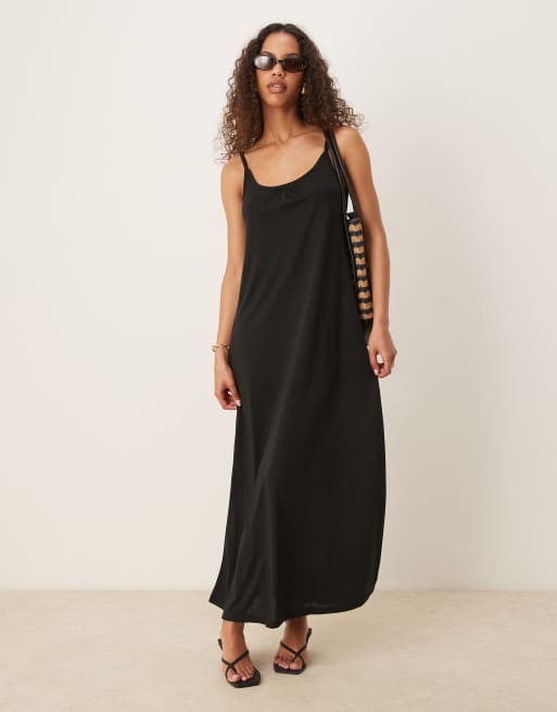 JDY – Maxikleid in Schwarz mit Bindedetail am Rücken
