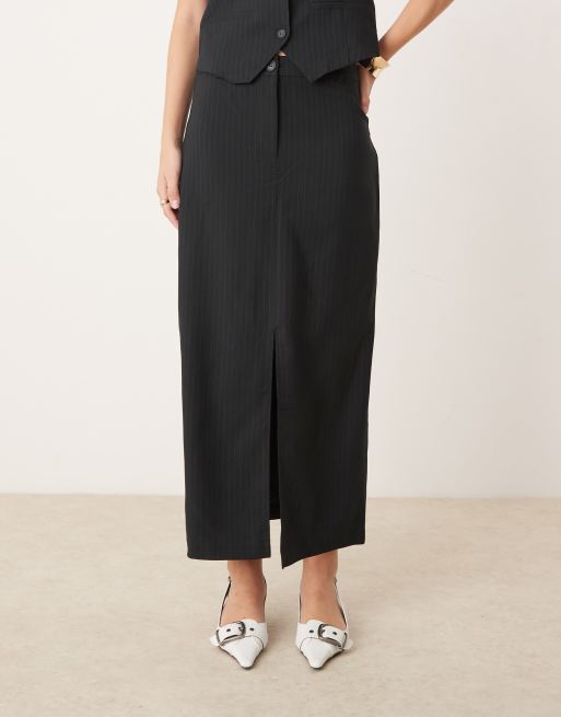 JDY - Mørk marineblå midinederdel med slids og nålestriber - Del af sæt, 2 af 5