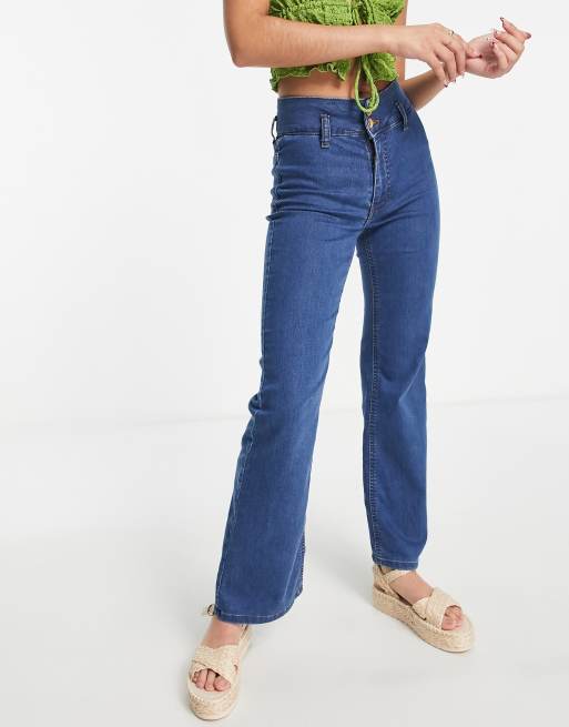 JDY – Nikki – Flared jeans i mellanljus tvätt