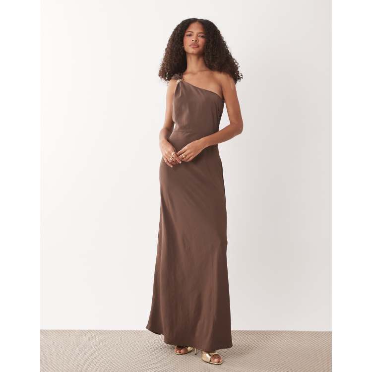 210269458-1-brown?$n_750w$&wid