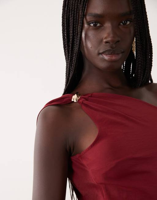 JDY one shoulder maxi dress with gold trim in burgundy, 4 of 4