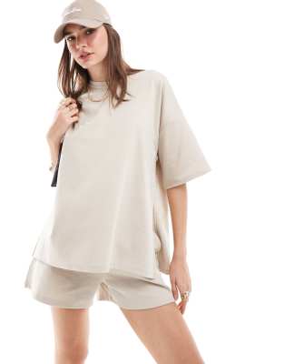 JDY - Oversize-T-Shirt in Steinbeige mit Seitenschlitz, Kombiteil-Neutral