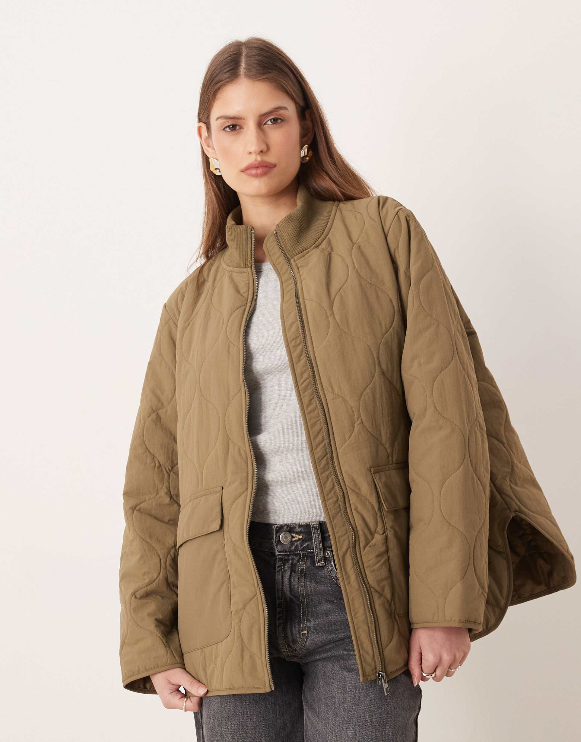 jdy oversized quilted jacket in light khaki