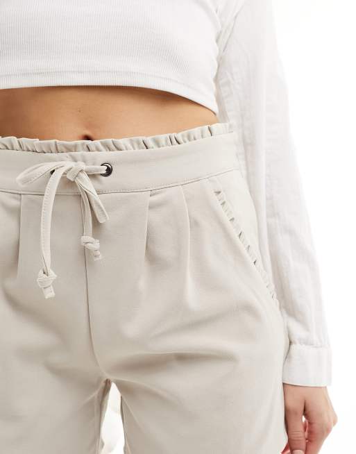JDY - Pantaloncini beige con bordo arricciato, 2 di 5