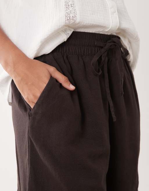 JDY - Pantaloncini in misto lino marroni allacciati in vita, 3 di 5