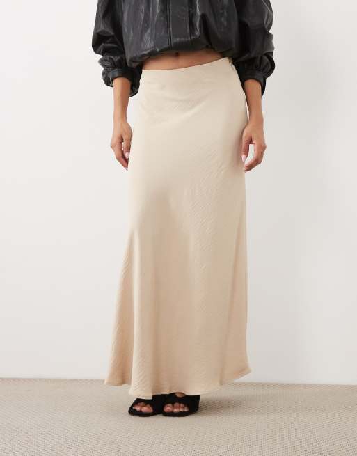 JDY Petite a-line satin maxi skirt in beige, 2 of 5