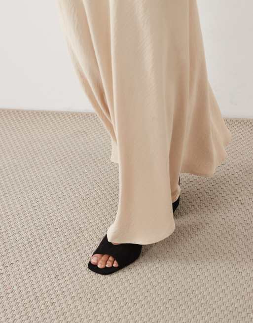 JDY Petite a-line satin maxi skirt in beige, 3 of 5