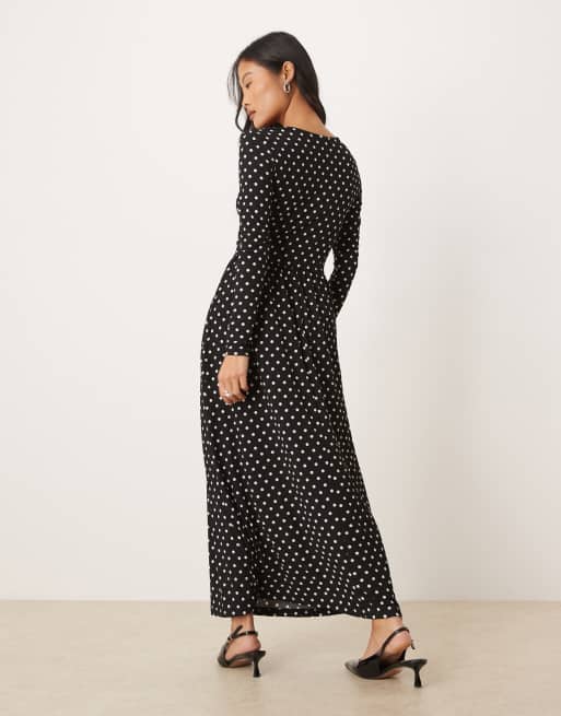 JDY Petite – Czarna sukienka maxi w groszki, 4 z 4