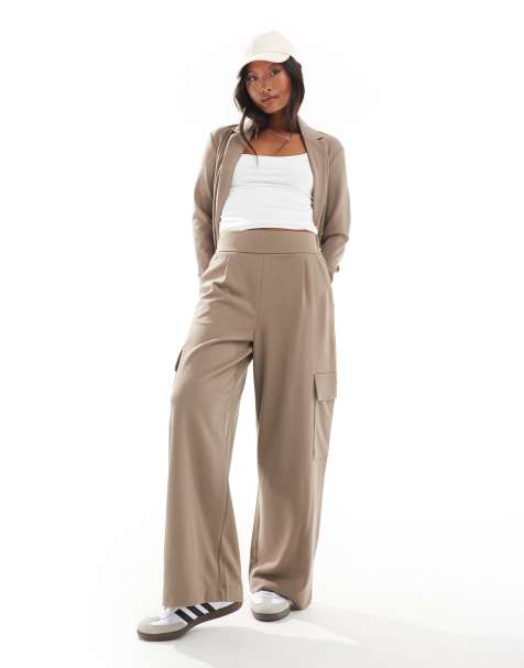 JDY Petite - Elegante co-ord set in beige - view 1