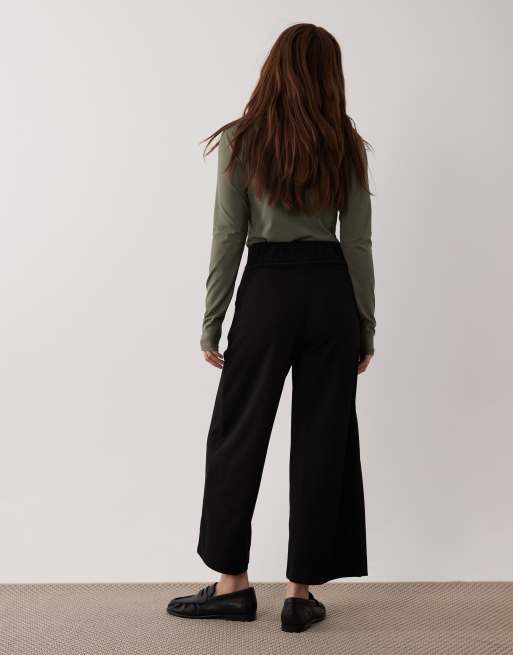 JDY Petite – Elegante Hose in Schwarz mit hohem Bund und weitem Bein, 4 von 5